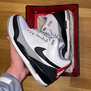 Air Jordan 3 Retro “Tinker” w/ box (Worn Once)